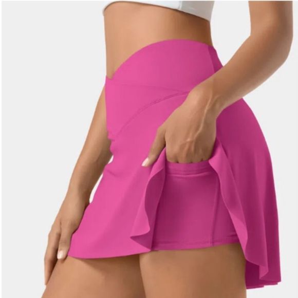NWT HALARA Cloudful Air Crossover Side Pocket Tennis Skirt Pink Medium - Picture 1 of 4